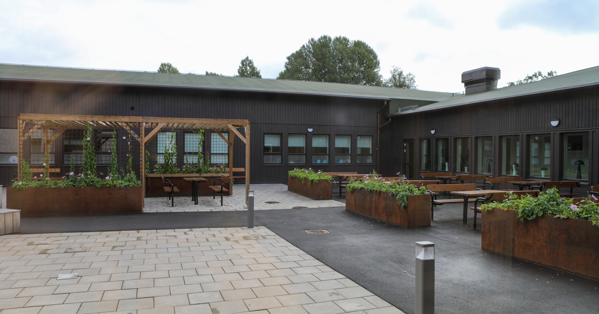 Innergård på Tomaslundsskolan.