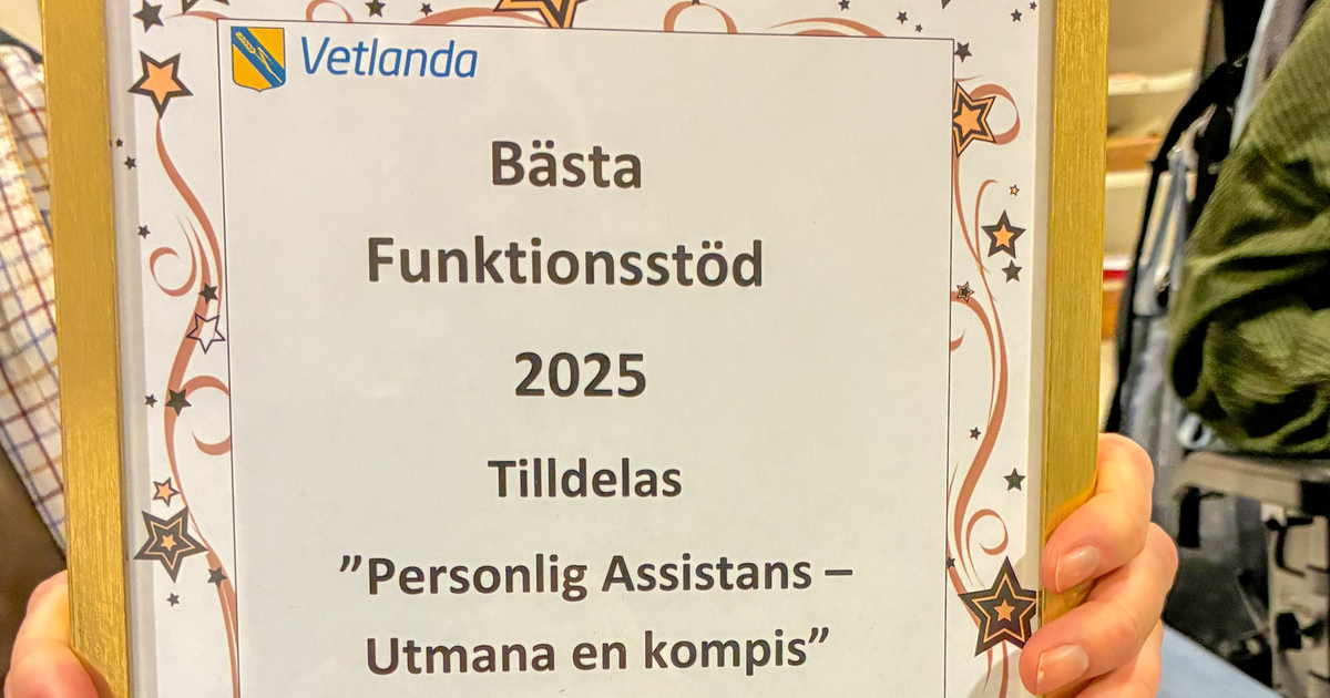 Diplom till det vinnande teamet.